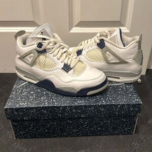Midnight Navy Nike Jordan 4 Retros Size 12
